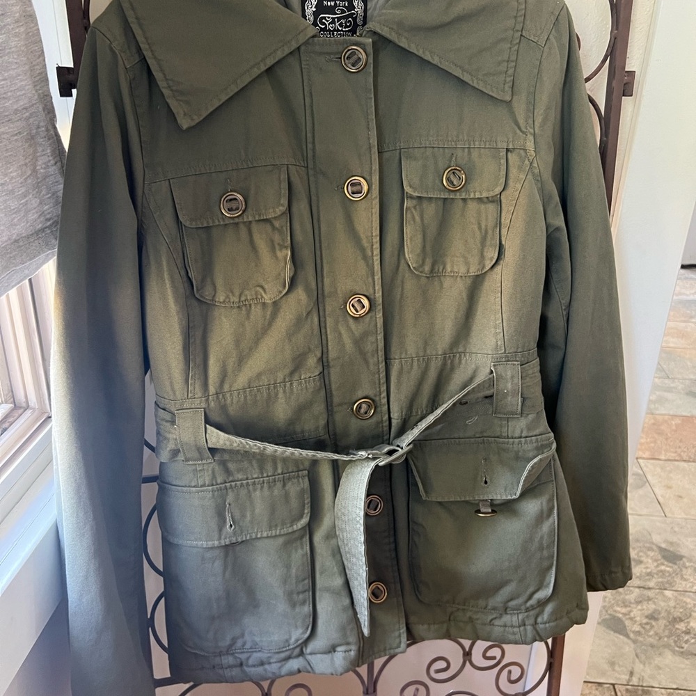 NWOT Women jacket